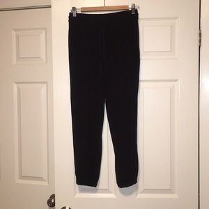 Aritzia Black Joggers